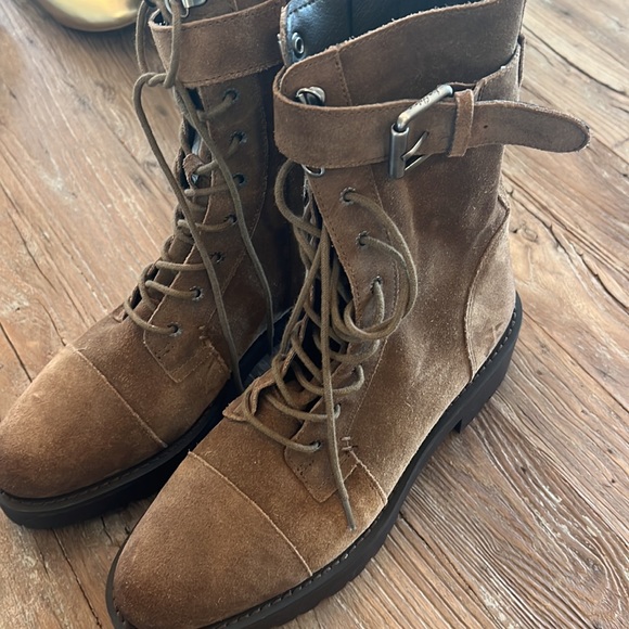 Sam Edelmon Boots - Picture 2 of 9